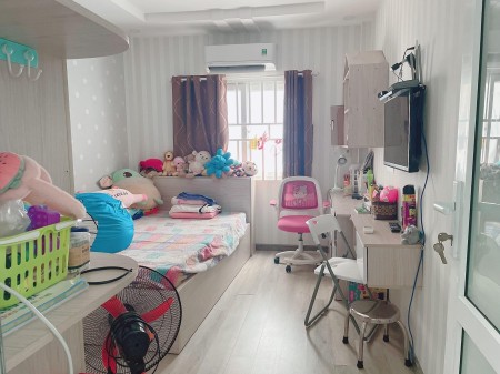 Bán nhà mặt tiền đang KD Đặng Văn Ngữ, PN, khu sầm uất, 4 tầng, 4PN, 45m2, 12 tỷ