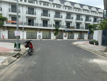 Chủ ngộp, không có căn thứ 2, bán gấp nhà KDC Bửu Long 1T2L chỉ 4ty450