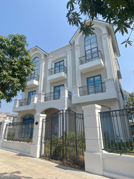 Giỏ hàng chuyển nhượng thấp tầng Vinhomes Quận 9 chỉ từ 11,x tỷ