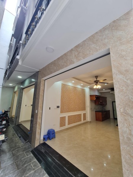 CỰC SỐC NHÀ XỊN MỚI TINH ĐỘI CẤN, BA ĐÌNH, GIÁ CHỈ NHỈNH 5 TỎI, DIỆN TÍCH 45m2x 6 TẤNG.