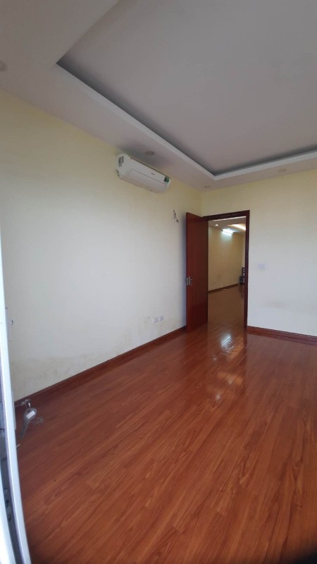 Cho Thuê Căn Hộ Chung C2 Phạn Văn Đồng, B Từ Liêm, 100m2, 3 PN, 10Tr/th.