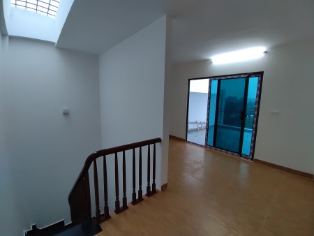 Chính chủ cần bán nhà - Minh Khai - Gần mặt ngõ oto tránh, DT 62m2, giá 6 tỷ