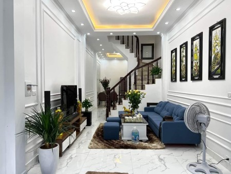 Bán nhà Tứ Hiệp của Giám đốc LG - Thoáng mát - Yên Tĩnh - Dân trí cao, 30m, 2.35 tỷ