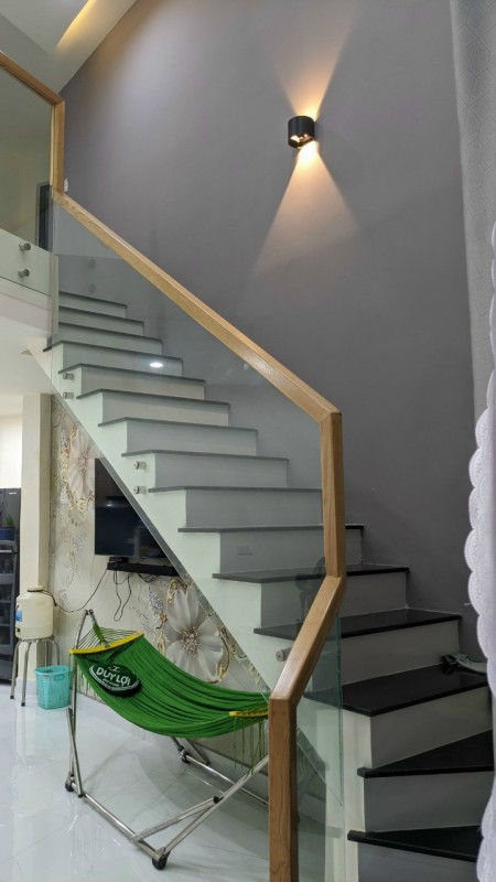 Bán nhà 1 trệt 1 lửng mới P.Quang Vinh, đường oto thông chỉ 2ty950