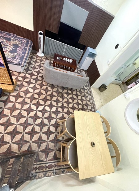 Cho thuê căn hộ không chung chủ, Lý Thường Kiệt, quận Hoàn Kiếm, 60m2, 10 triệu/ tháng.
