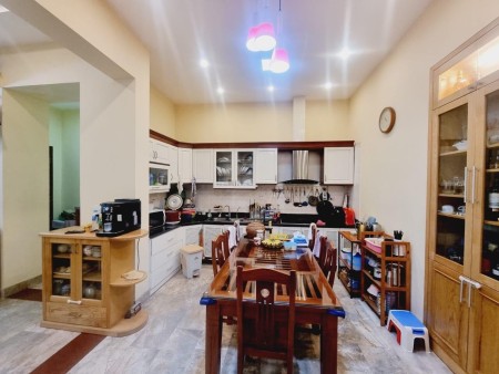 Bán nhà chỉ với 3,8tỷ 30m2 mặt tiền ngõ 80 Nhân Hòa