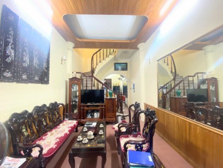 Siêu phẩm trong lòng Ba Đình, ô tô, kinh doanh Nguyễn Thái Học