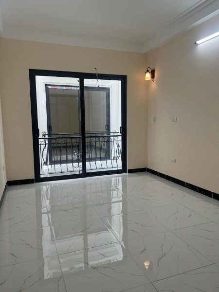 Bán nhà mới tinh phố Lĩnh Nam - Gần ô tô - 32M2 - 3.6 Tỷ