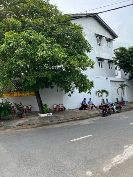 Chính chủ cho thuê căn nhà 2 MT ngay khu biệt thự Thạnh xuân Q12