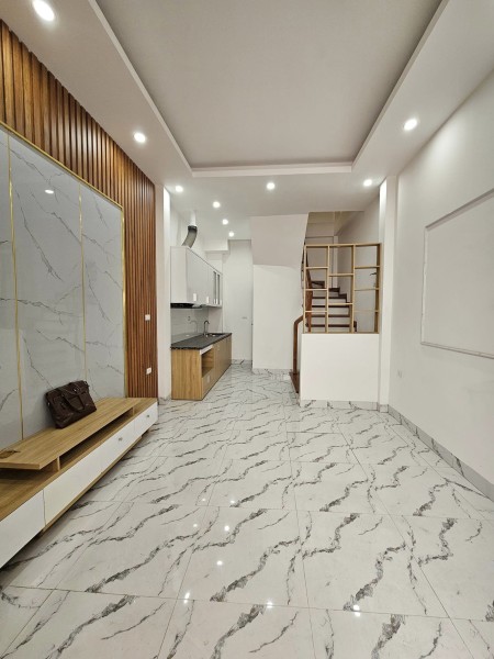Bán nhà 5 tầng mới xây ở Bắc Từ Liêm sau khu đô thị Resco