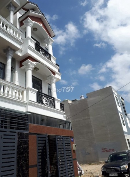 Bán nhà 2 lầu hẻm xe hơi đường số 12 ,P.Tam Bình TP Thủ Đức