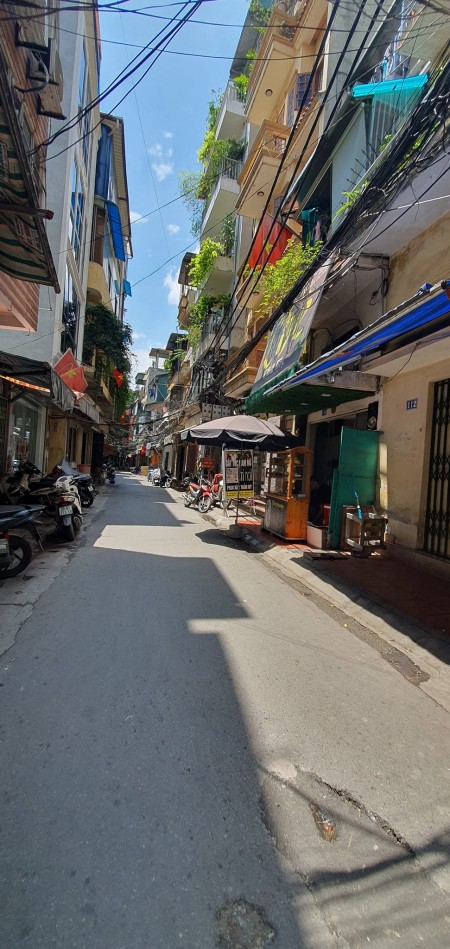 Cần bán nhà vị trí lõi Đống Đa - ngay sát Xã Đàn - tiện ích ngập tràn. lh: 0339968992