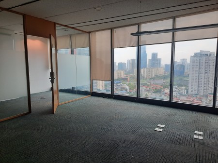 Chính chủ cho thuê văn phòng Charmvit tower - 0386378086