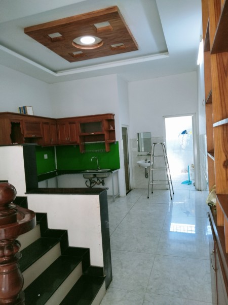 Bán nhà 1 trệt 2 lầu đúc hẻm xe hơi nhà nở hậu Bình Thành ,Q.Bình Tân