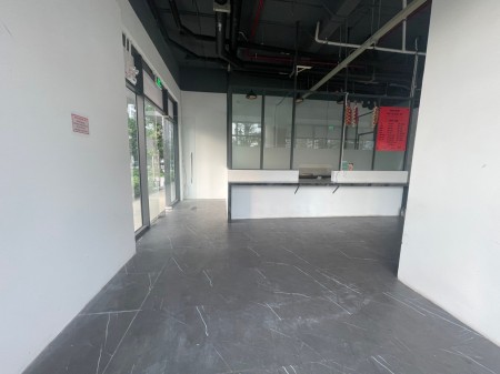 Shophouse hoàn thiện 70m2 - Vinhomes Quận 9 chỉ 35 triệu