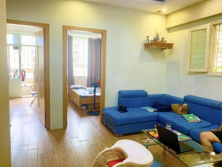 Bán căn hộ chung cư 2 pn Cầu Giấy chỉ hơn 2 tỷ