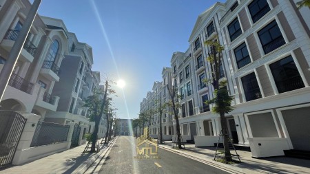 22 tỷ mua ngay nhà phố 162m2 Vinhomes Quận 9 còn thương lượng
