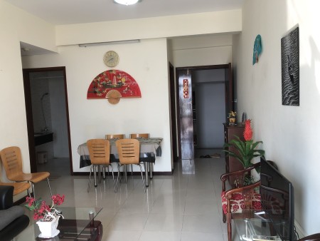 Cần cho thuê gấp căn hộ Tản Đà, ( 86 Tản đà ), Quận 5, Dt : 78 m2, 2PN, 2WC, Giá : 12 tr/th,