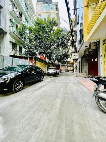 Siêu phẩm Cầu Giấy, ô tô tránh, KD siêu lợi nhuận 42m * 5T, MT 5M, giá nhỉnh 5 tỷ 0354862459