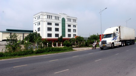 Cho thuê mặt bằng kinh doanh - Thích hợp làm ngân hàng, siêu thị, showroom, văn phòng