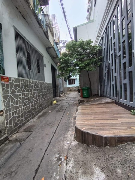 Bán nhà gần 70m2 nhỉnh 3 tỷ, Nguyễn Thái Sơn Gò Vấp