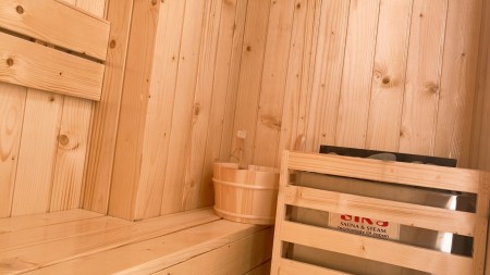 Bán nhà cực đẹp, Lạc Long Quân, q.11, giảm 500Tr còn 9,5 tỷ