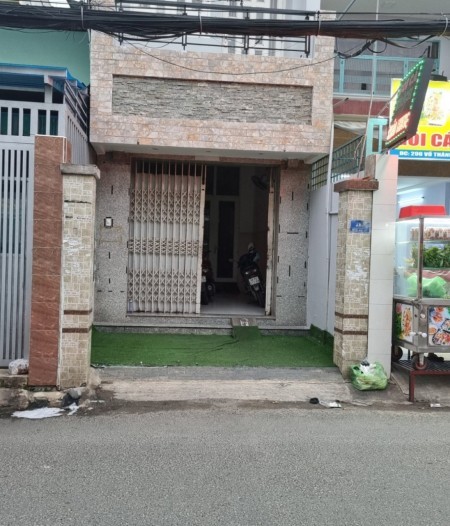Cho thuê mặt bằng diện tích rộng 20m2 Quận Tân Bình.