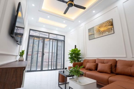 Bán nhà mới xây, chưa bóc tem về ở luôn