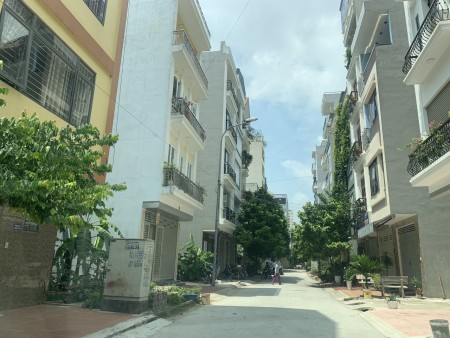 Bán đất dịch vụ Vạn Phúc, MT: 5m, hàng xóm Himlam, Giá đẹp nhất thị trường.