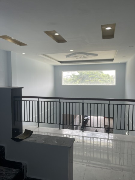 Cho thuê nhà mặt tiền Tỉnh Lộ 10 - Bình Tân - 14tr/th