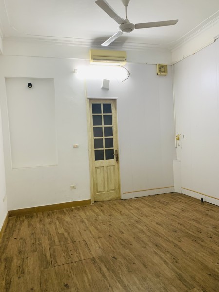 Cho thuê nhà nguyên căn 5 tầng 56m2 tại số nhà 19, ngõ 2, giảng võ