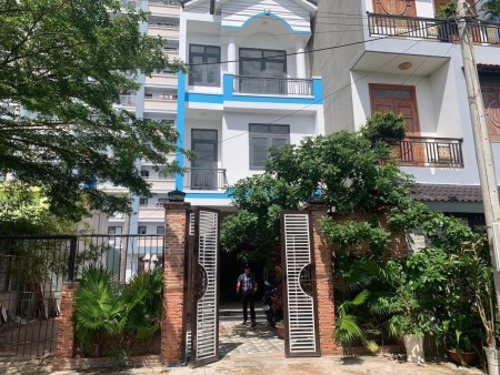 Cần bán nhà khu dân cư, P An Phú, Thuận An, Bình Dương