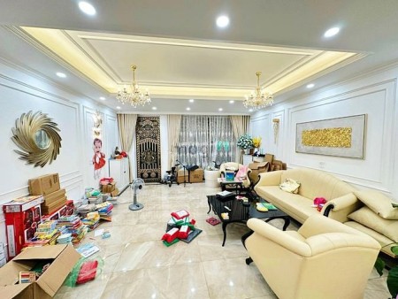 Nhà trung tâm Thanh Xuân giá 5.8 tỷ - Ô tô vào nhà - Kinh doanh sầm uất