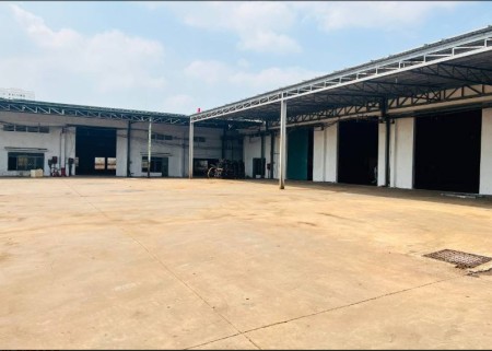 Cần cho thuê kho xưởng 800m2 tại mặt tiền đường Phan Văn Hớn, Quận 12