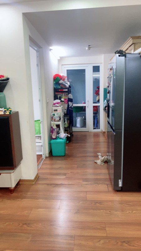 Qúa Tuyệt ! Bán chung cư 137 Nguyễn Ngọc Vũ 2PN 70m2 view thoáng 2.5 ty Tặng Nội Thất Cầu Giấy