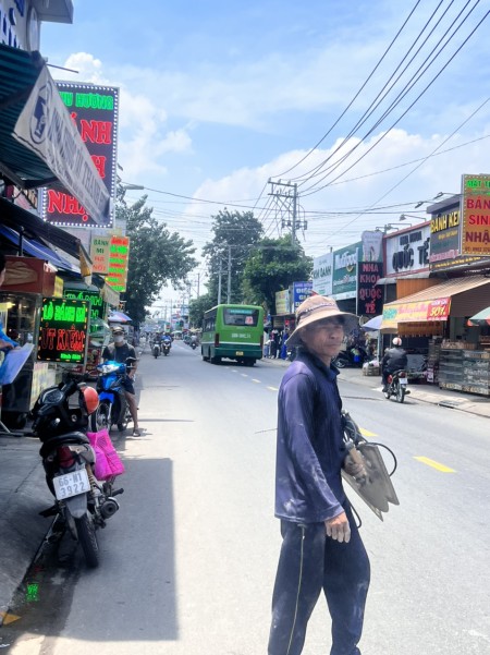 Cho thuê mặt bằng Xuân Thới Thượng