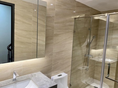 Chính chủ bán nhà mới đẹp Q. Hà Đông, gần BX Yên Nghĩa, 46m2,MT 5.2m,vị trí đẹp, ngõ rộng, 3.x tỷ