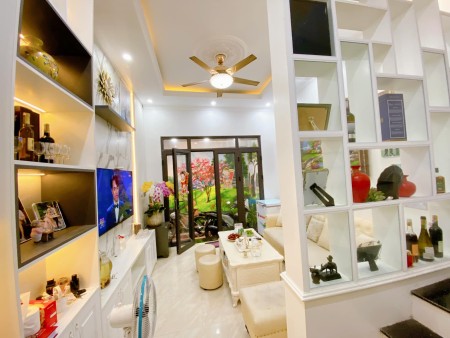 Bán nhà Khương Trung, nội thất lung linh, ngõ thông tứ tung, giá siêu hợp lý 4.35 tỷ