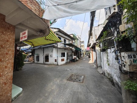 Ngộp bank! Bán nhà HXH Quang Trung, P10. DT: 94m2 - 2 Tầng. Giá 3.95 Tỷ.