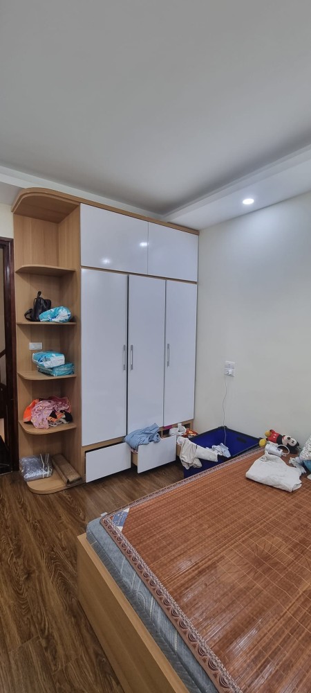 Bán nhà Ngọc Hồi giải phóng 36M 4 tầng, nhà mới tin, 4.2 tỷ