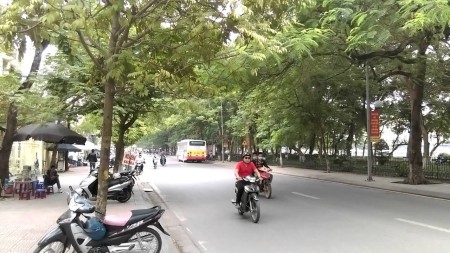 Bán nhà Long Biên ngõ 447 Ngọc Lâm 5.5 tỷ, 70m2, MT 4.42m, Oto đỗ, 0971426909