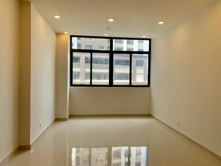 Tôi cần bán gấp shophouse RichStar Novaland mặt tiền Hòa Bình.Quận Tân Phú. Giá bán lỗ chỉ 4 tỷ.