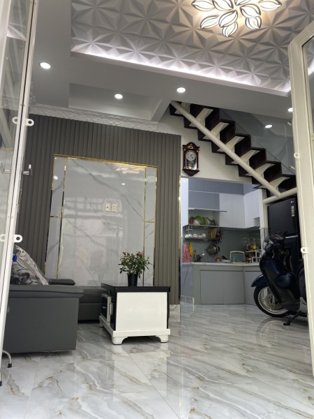 Chính chủ gửi bán nhà đẹp như hình, có sổ hồng riêng