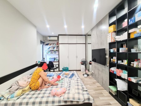 Định Công trung tâm quận - Gần phố, gần ô tô, ngõ thông - 34M2 5 tầng mặt tiền 5.2M giá 3.1 tỷ