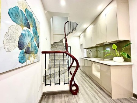 Bán nhà Văn Chương, Đống Đa, full nội thất 29m2, hơn 2tỷ