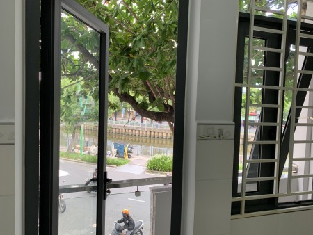 Đi đến slide 6
