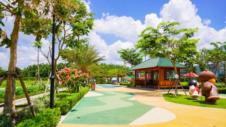 Cần bán 2lô đất đô thị trung tâm thị trấn Chơn Thành mặt tiền trước đất 19m, dt 102m2 hướng nam, bắc
