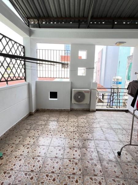 Nhà đẹp 4 tầng, 36m2, ngang 4m, chỉ 5.8 tỷ, hẻm ba gác sạch, 10 m ra mặt tiền Trần Kế Xương, P7, PN