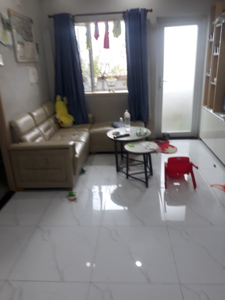 Chuyển về quê nên bán căn hộ Bàu Cát( thang bộ căn góc lầu 3) Đường Hồng Lạc, Quận Tân Bình.