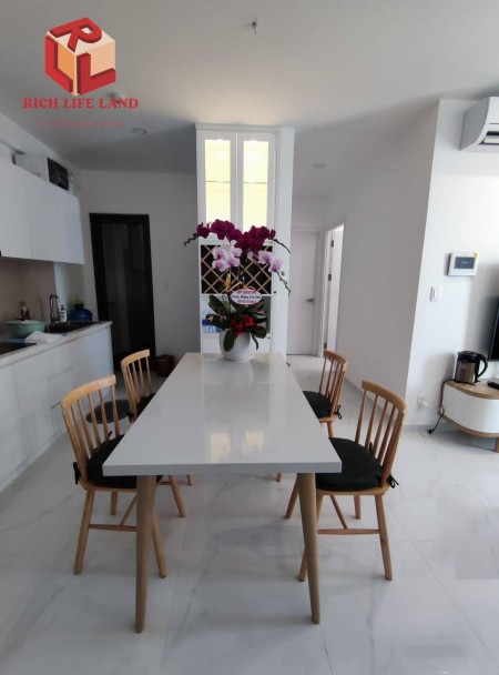 Căn hộ D'LUSSO đẹp 2pn - 2wc full nội thất chỉ 17tr